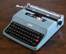 Olivetti Lettera 32